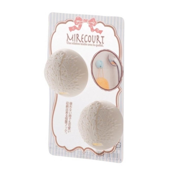 Yamada / Крючок 2шт на присоске  МОЛОЧНЫЙ (100440)