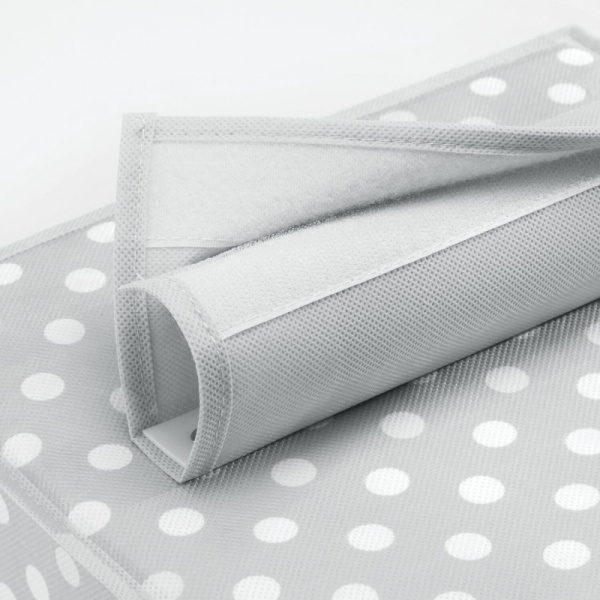 InterDesign / Полка-органайзер IDjr складная подвесная на текстильной застежке (100910) InterDesign / Полка-органайзер IDjr складная подвесная на текстильной застежке (100910)